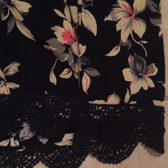 Off the shoulder dress - Picture 3 of 3